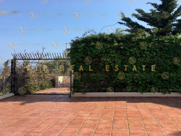 565137 - Villa For sale, Nea Alikarnassos, 350 sq.m., €505.000